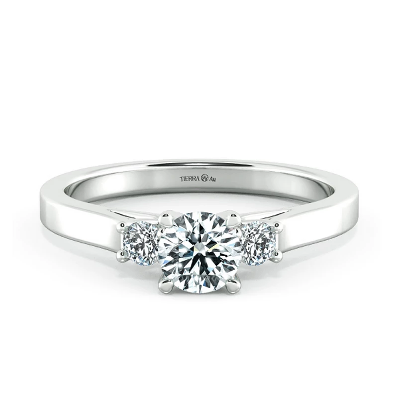 Nhẫn đính hôn Threestone chấu peg-head NCH3104